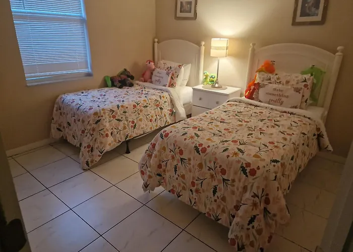 4 Bed 3 Bath Beautiful Family Villa